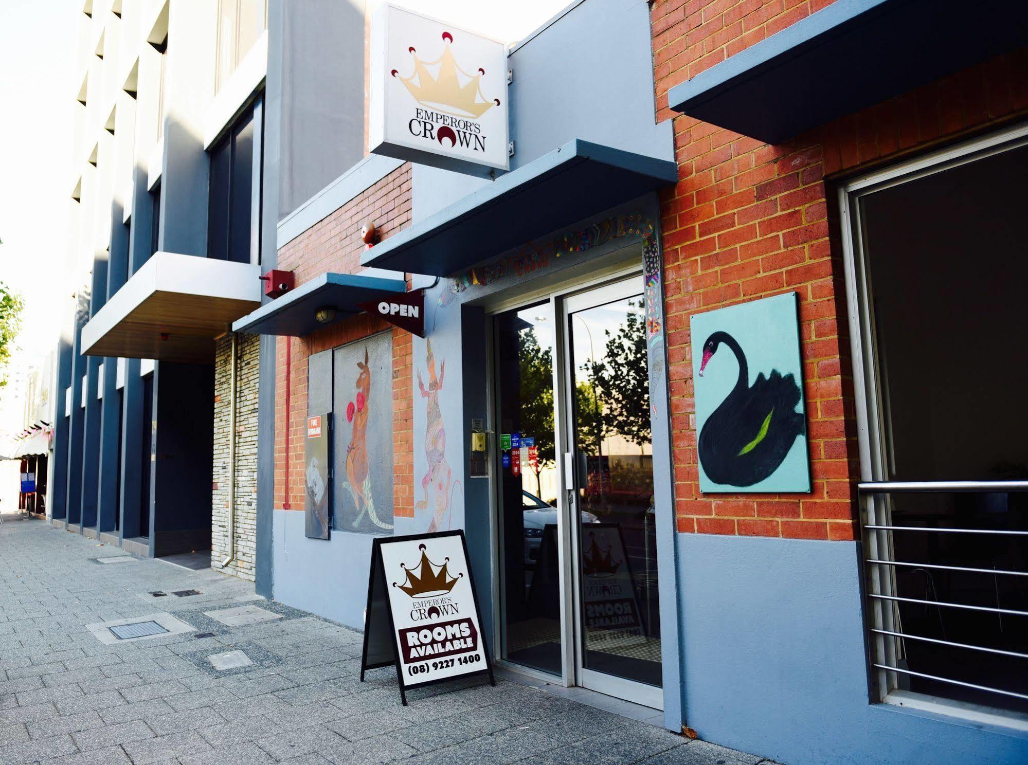 The Emperors Crown Hostel Perth Buitenkant foto