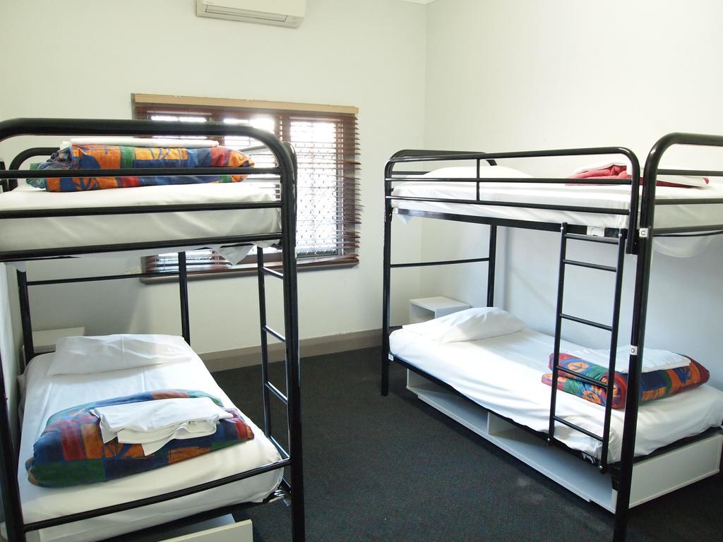 The Emperors Crown Hostel Perth Kamer foto
